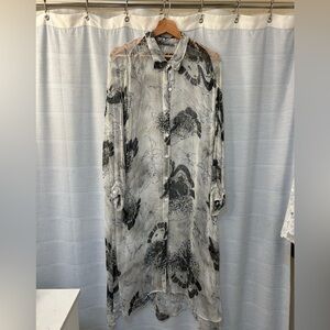 Transit par Such Sheer Floral Duster